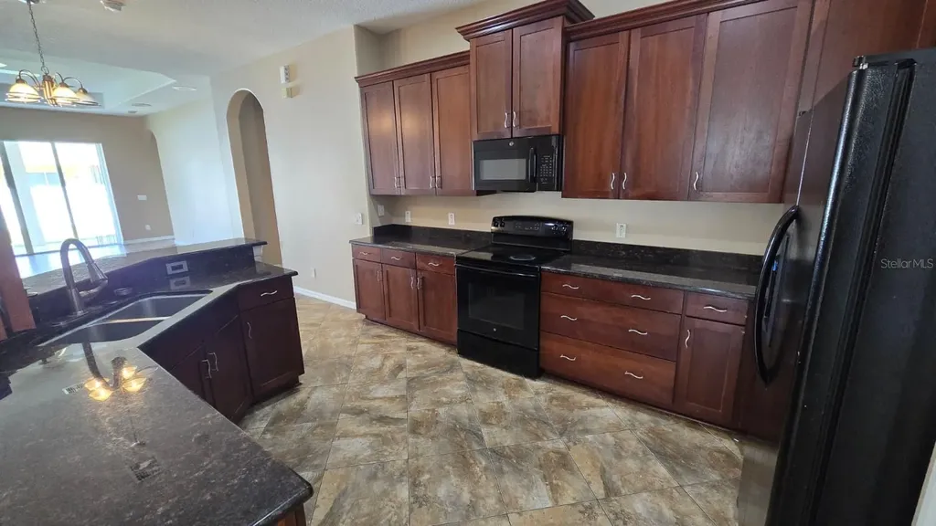 20018 Oakflower Avenue Tampa FL 33647