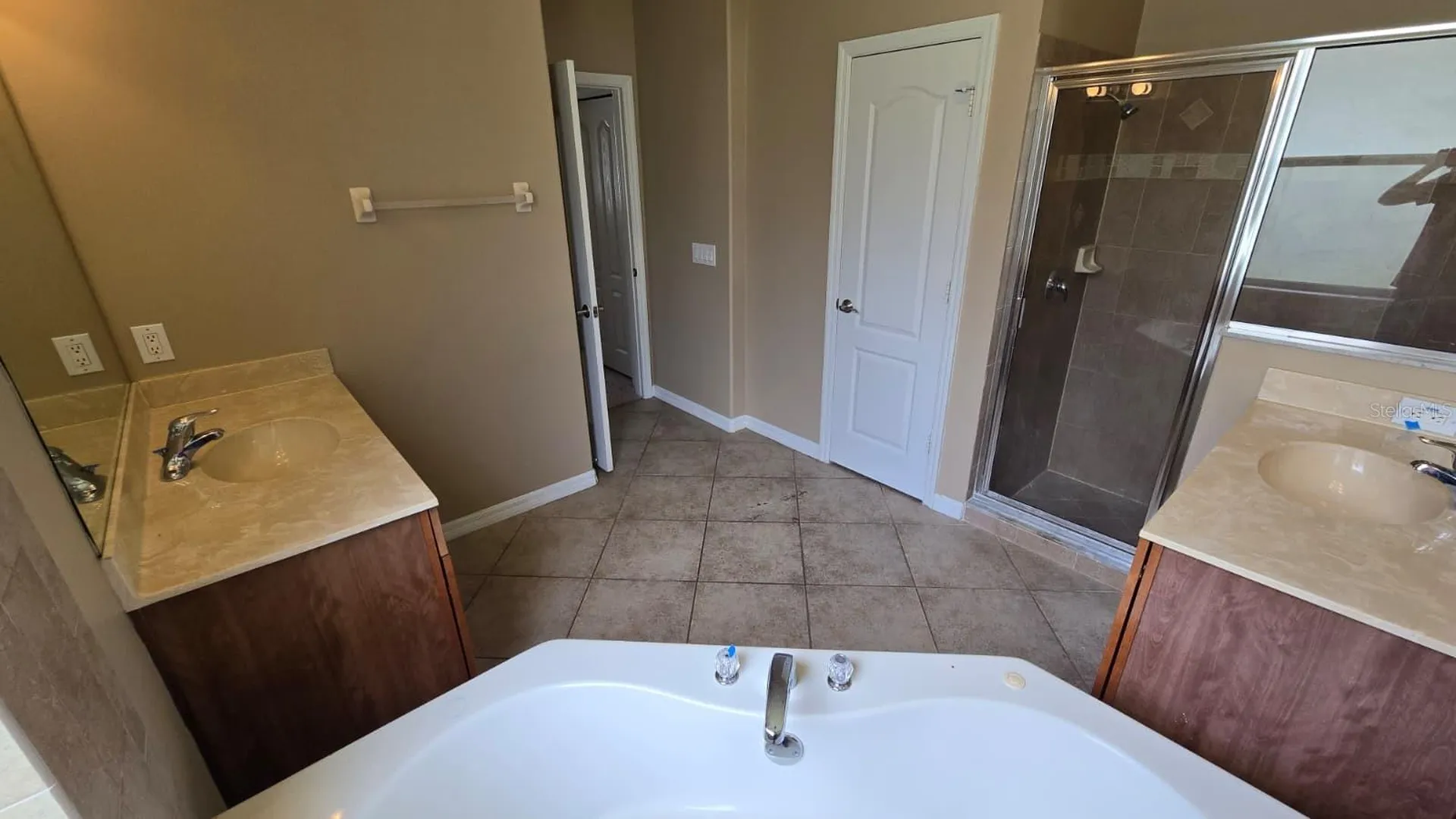 20018 Oakflower Avenue Tampa FL 33647