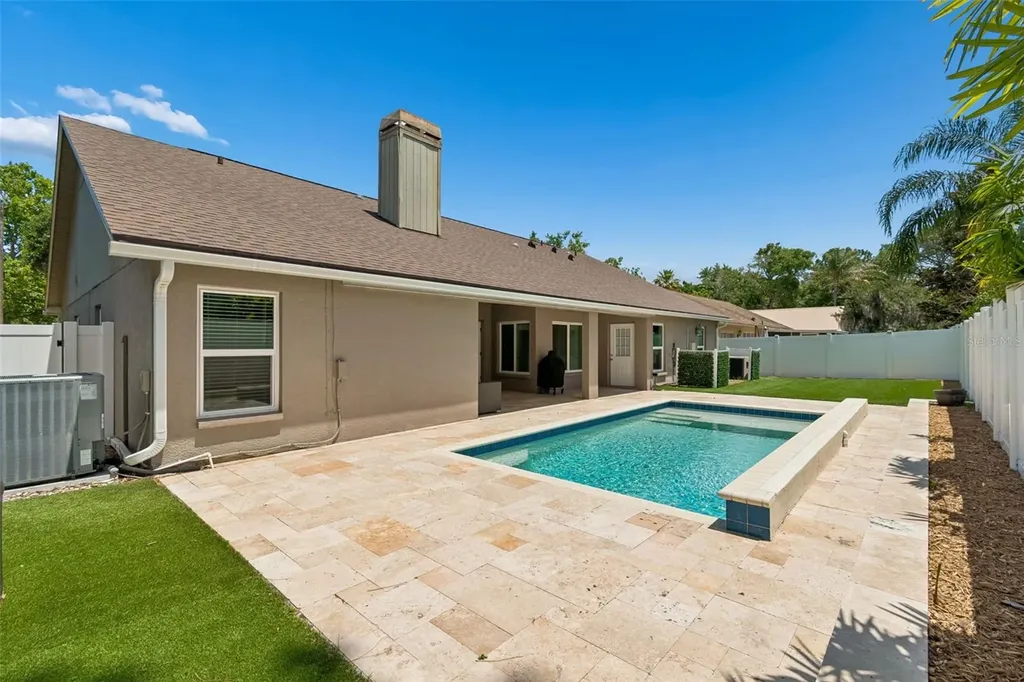 9735 Cypress Pond Avenue Tampa FL 33647