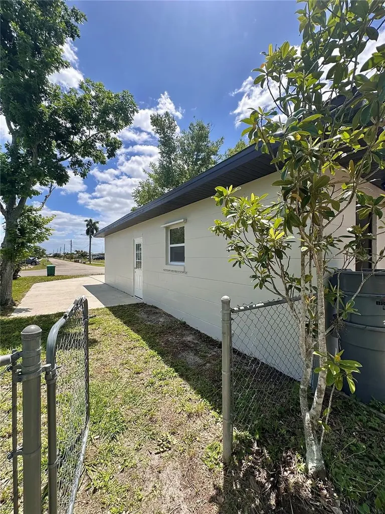 400 Dalton Boulevard Port Charlotte FL 33952