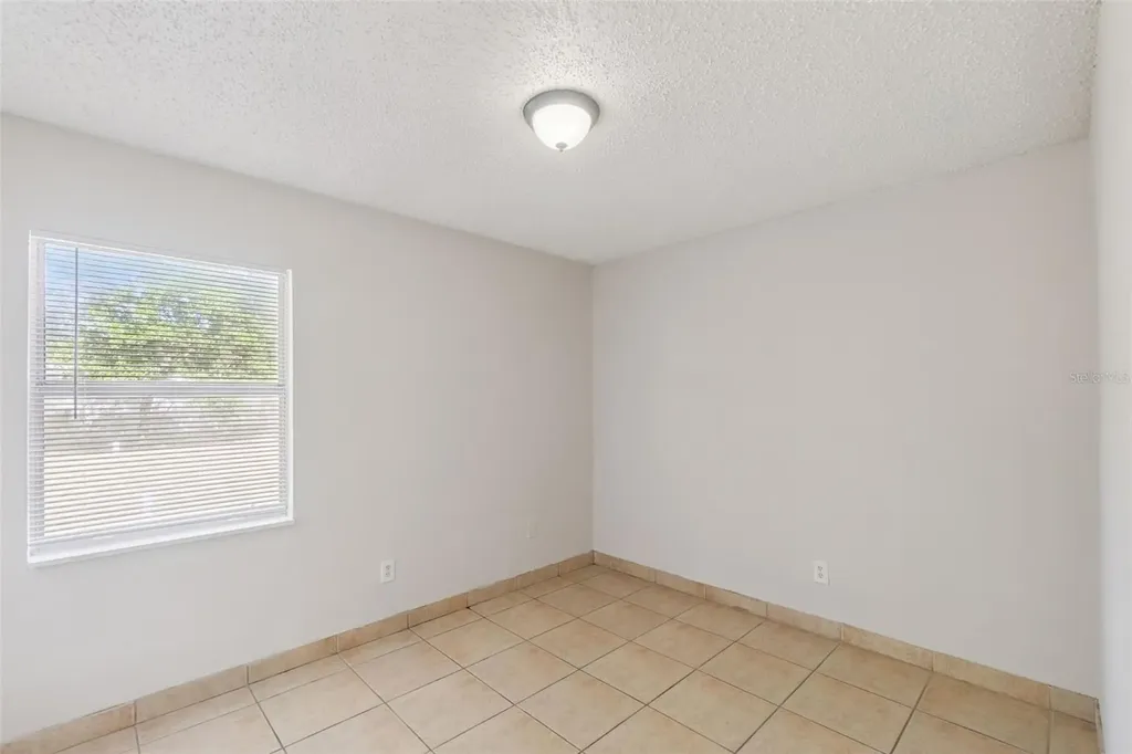 2853 Sanford Avenue Sanford FL 32773