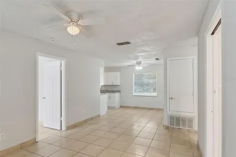 2853 Sanford Avenue Sanford FL 32773