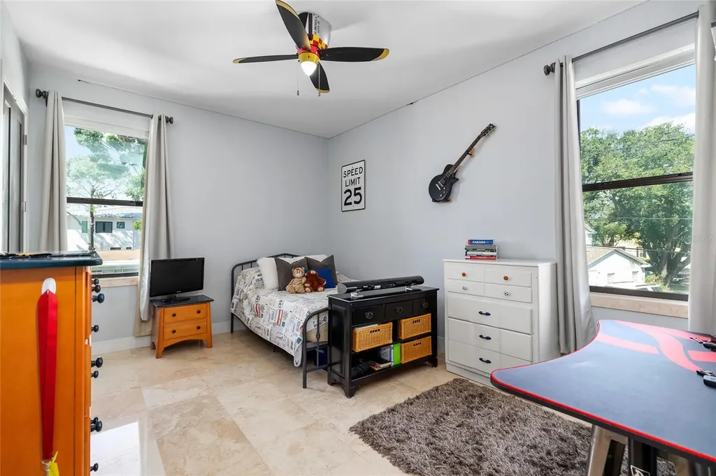 706 S Davis Boulevard Tampa FL 33606