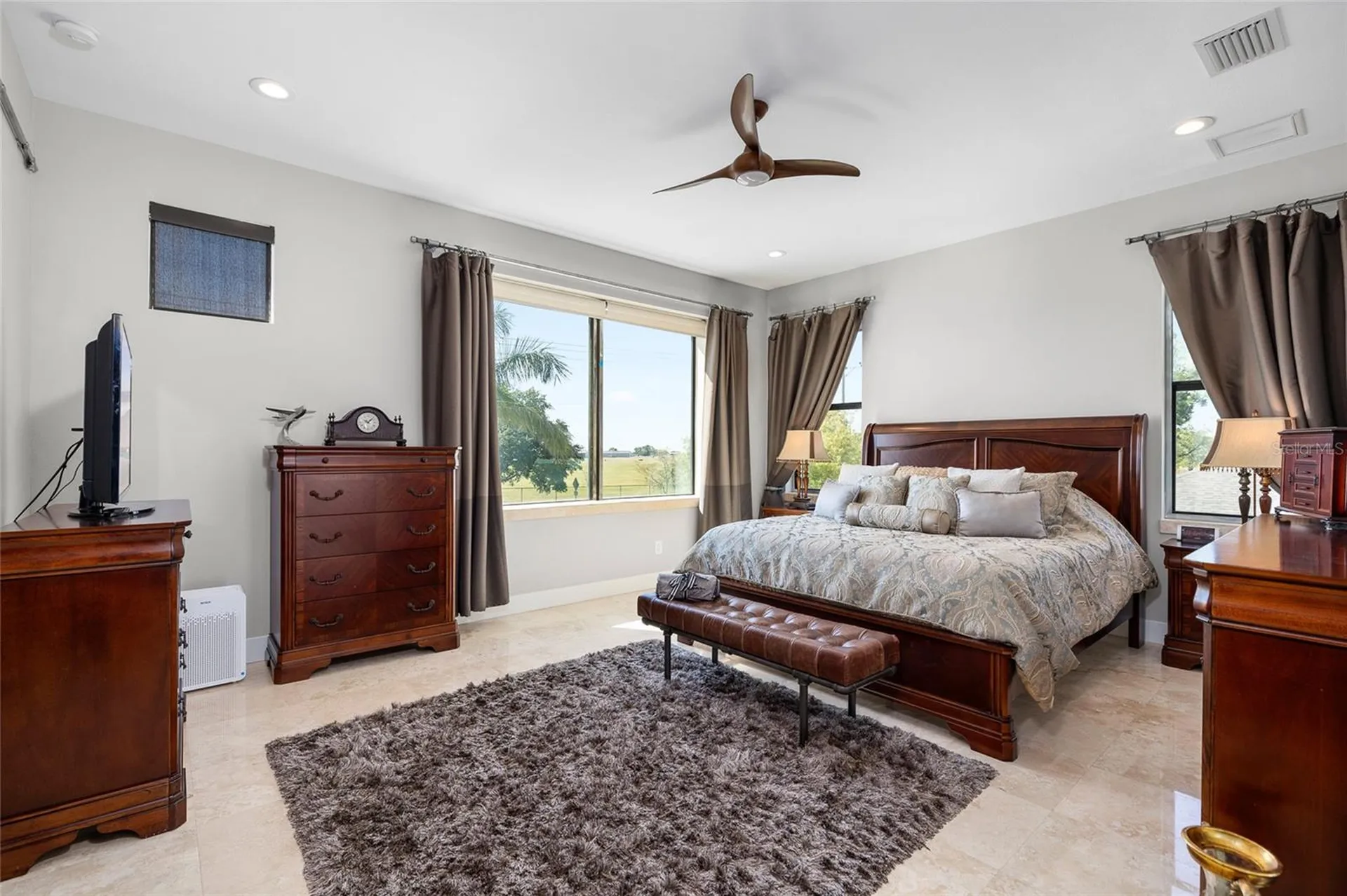 706 S Davis Boulevard Tampa FL 33606