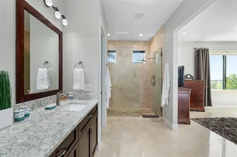 706 S Davis Boulevard Tampa FL 33606