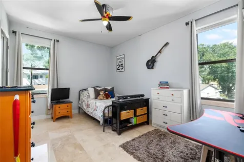 706 S Davis Boulevard Tampa FL 33606