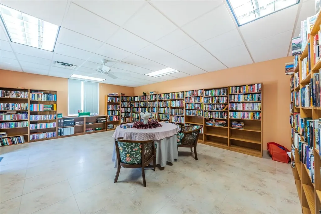 39820 Us Highway 19 N Tarpon Springs FL 34689