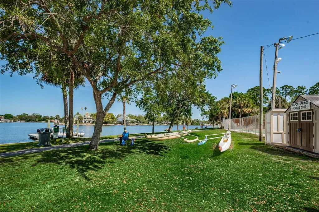 39820 Us Highway 19 N Tarpon Springs FL 34689