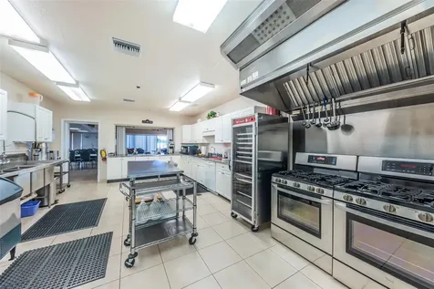 39820 Us Highway 19 N Tarpon Springs FL 34689