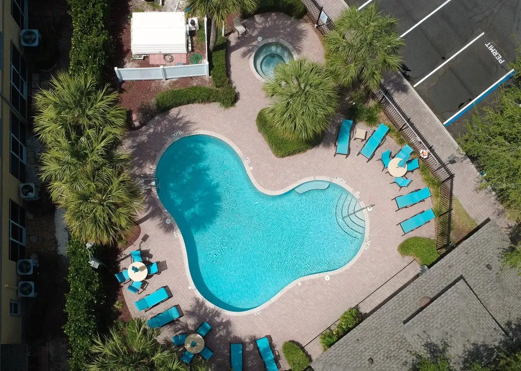 176 Coquina Bay Dr Drive St Petersburg FL 33705
