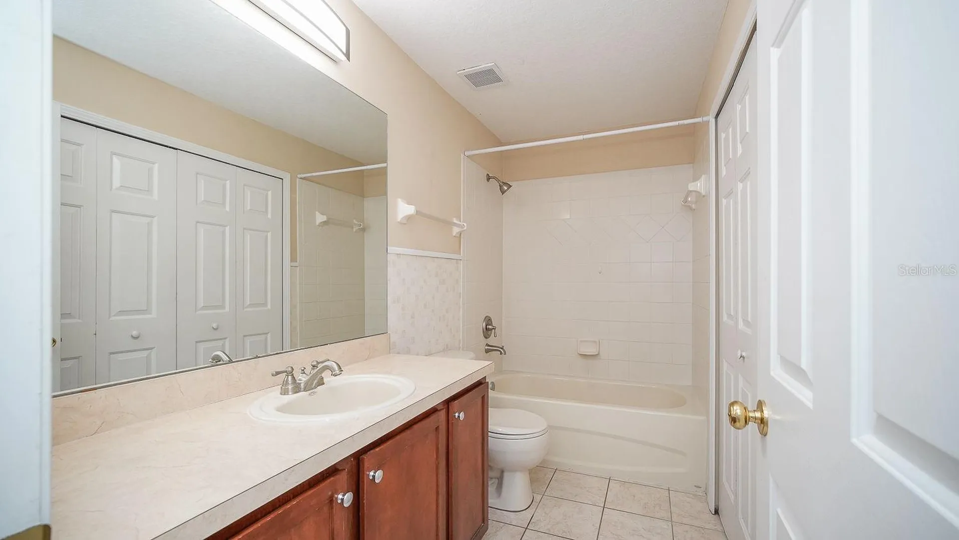 176 Coquina Bay Dr Drive St Petersburg FL 33705