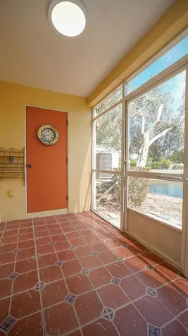 176 Coquina Bay Dr Drive St Petersburg FL 33705