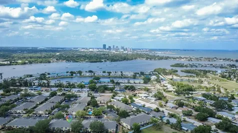 176 Coquina Bay Dr Drive St Petersburg FL 33705