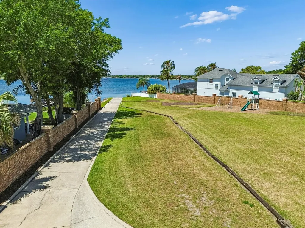 4140 Conway Place Circle Orlando FL 32812