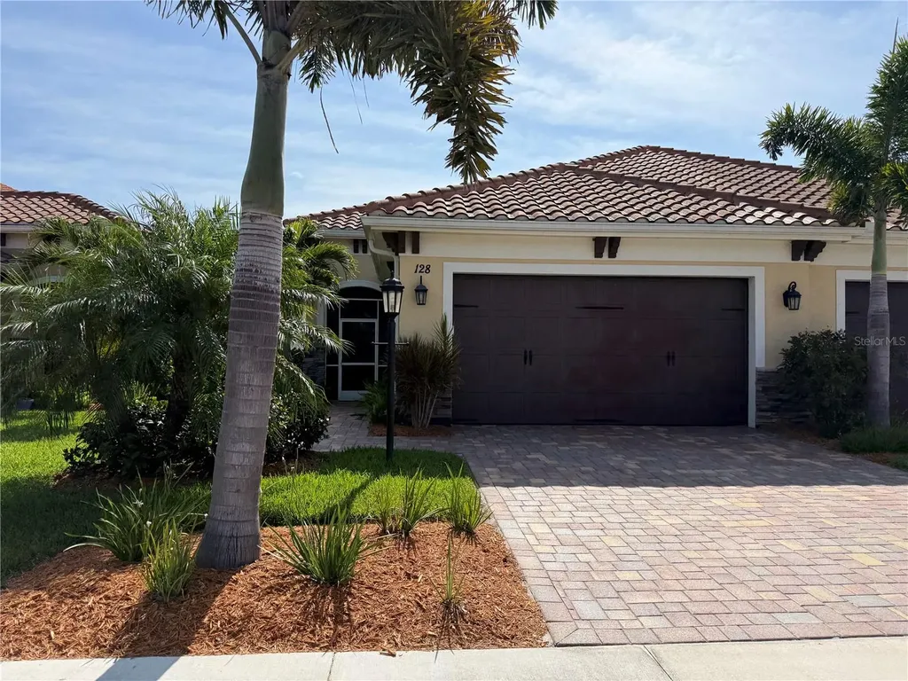 128 Colebrook Court Venice FL 34292