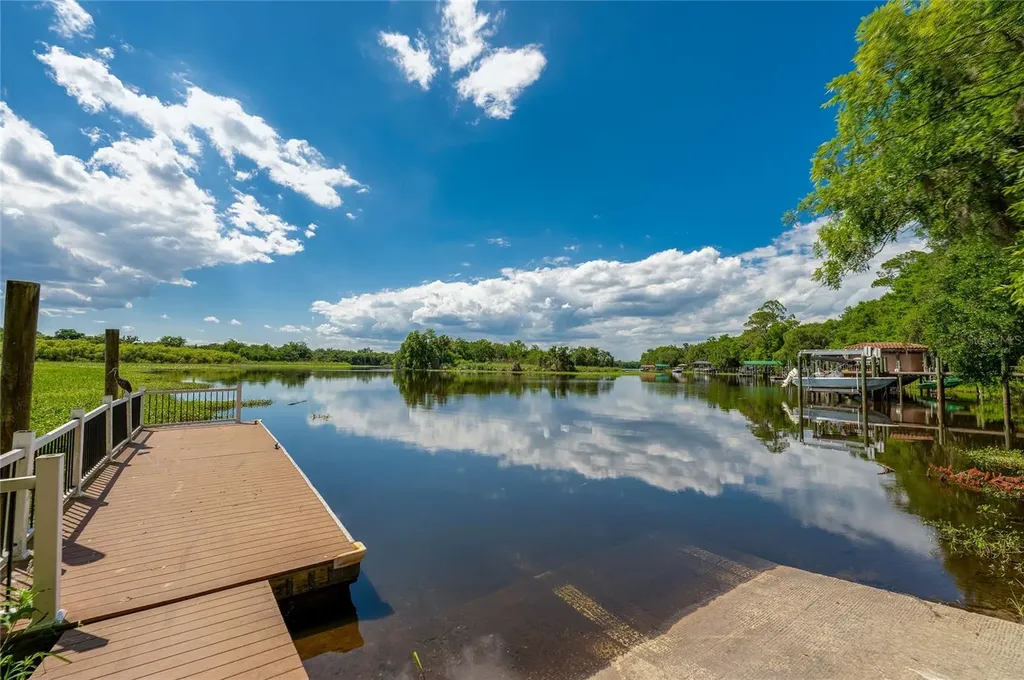 135 Ancona Avenue Debary FL 32713