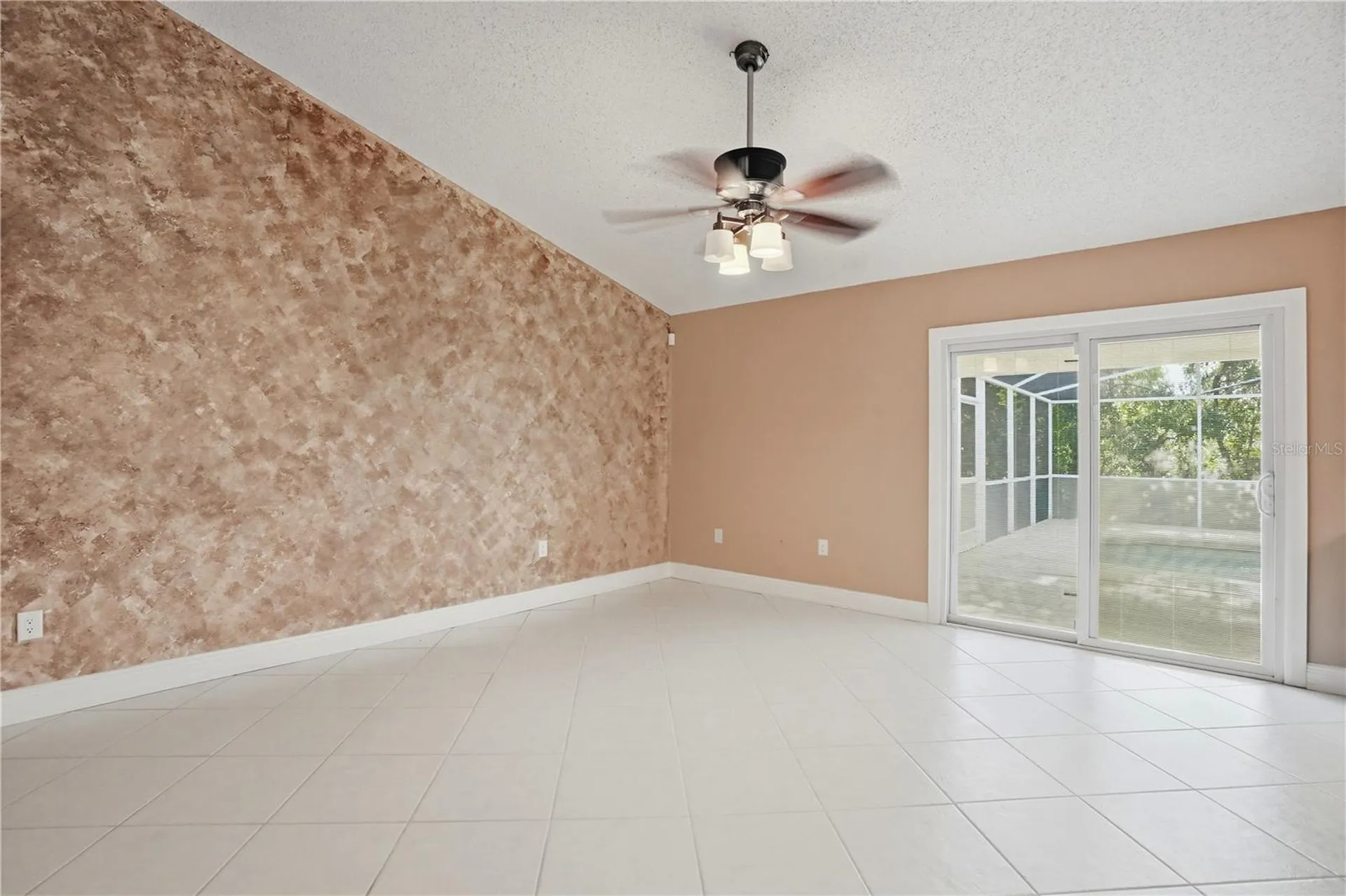 5277 Deltona Boulevard Spring Hill FL 34606