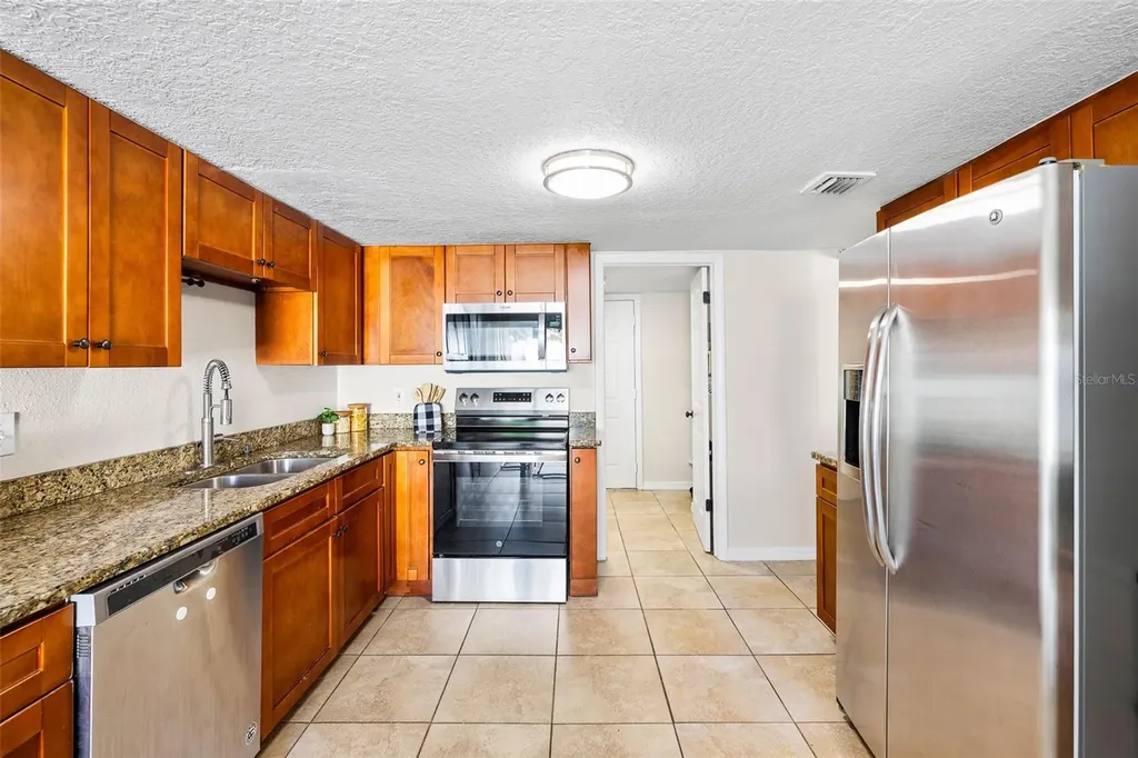 7256 Moffatt Lane N Pinellas Park FL 33781