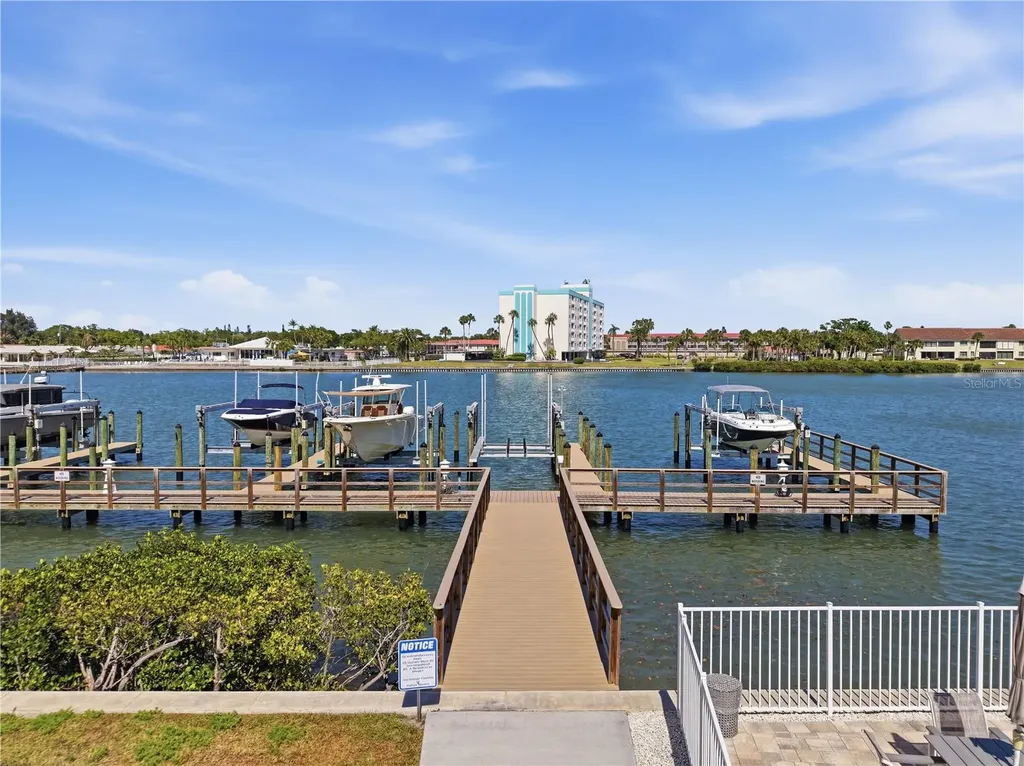 20001 Gulf Boulevard Indian Shores FL 33785