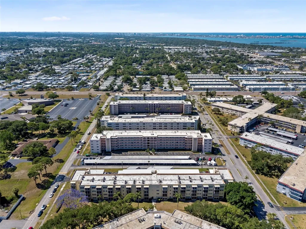 5623 80th Street N St Petersburg FL 33709