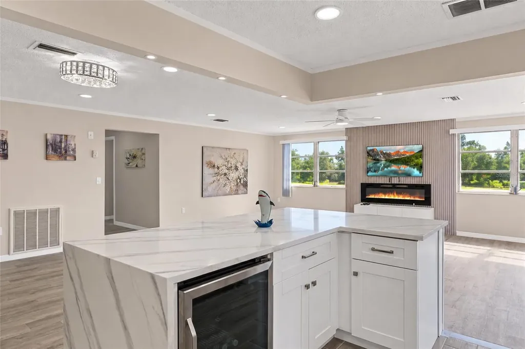 5623 80th Street N St Petersburg FL 33709
