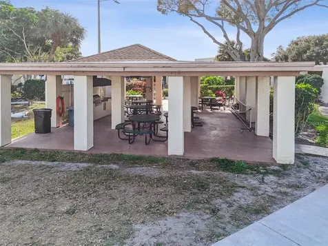 5623 80th Street N St Petersburg FL 33709