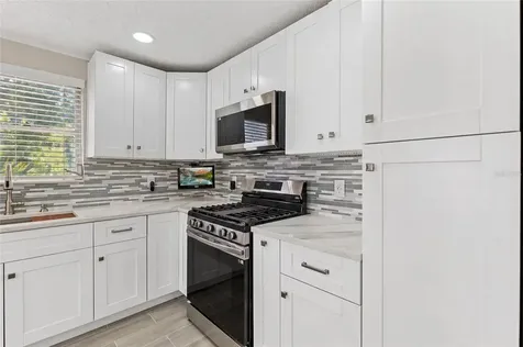 5623 80th Street N St Petersburg FL 33709
