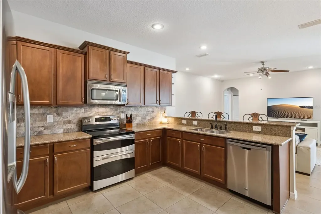 1862 Lorenzo Lane Oviedo FL 32765