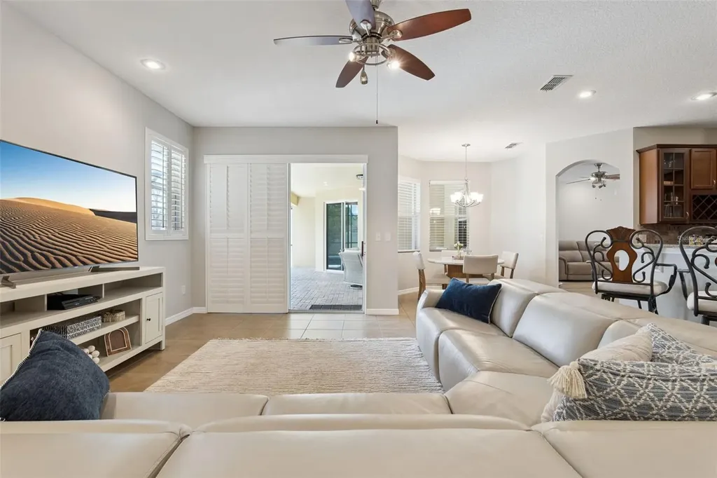 1862 Lorenzo Lane Oviedo FL 32765