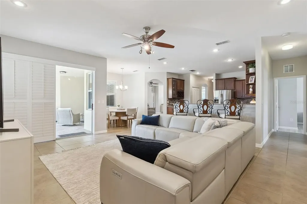 1862 Lorenzo Lane Oviedo FL 32765