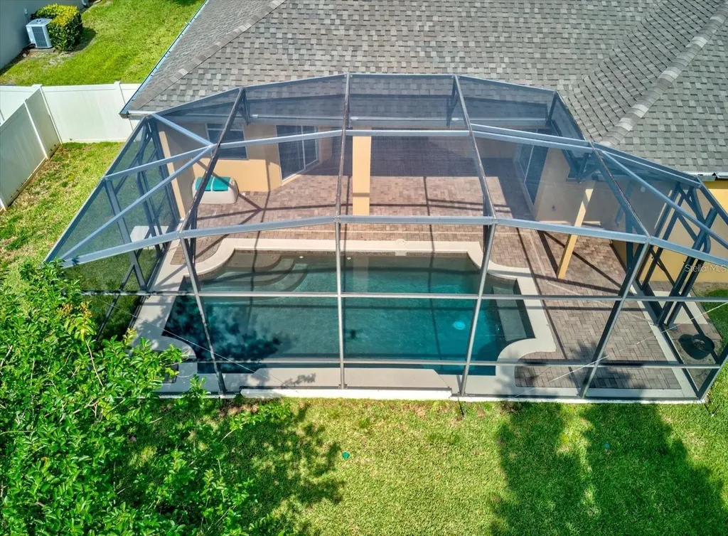 1862 Lorenzo Lane Oviedo FL 32765
