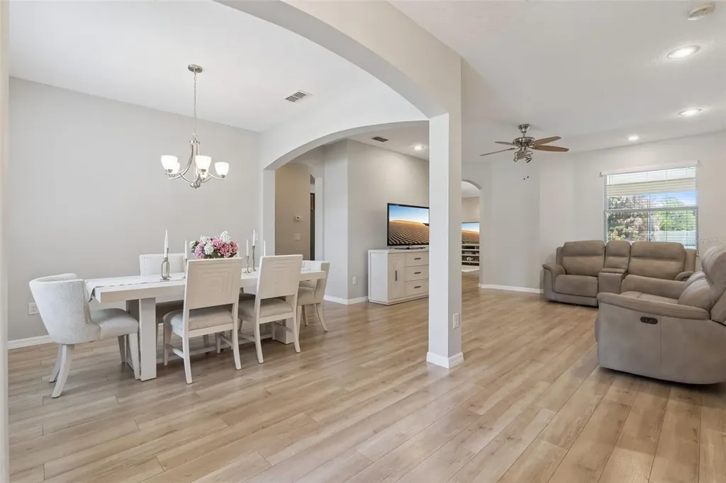 1862 Lorenzo Lane Oviedo FL 32765