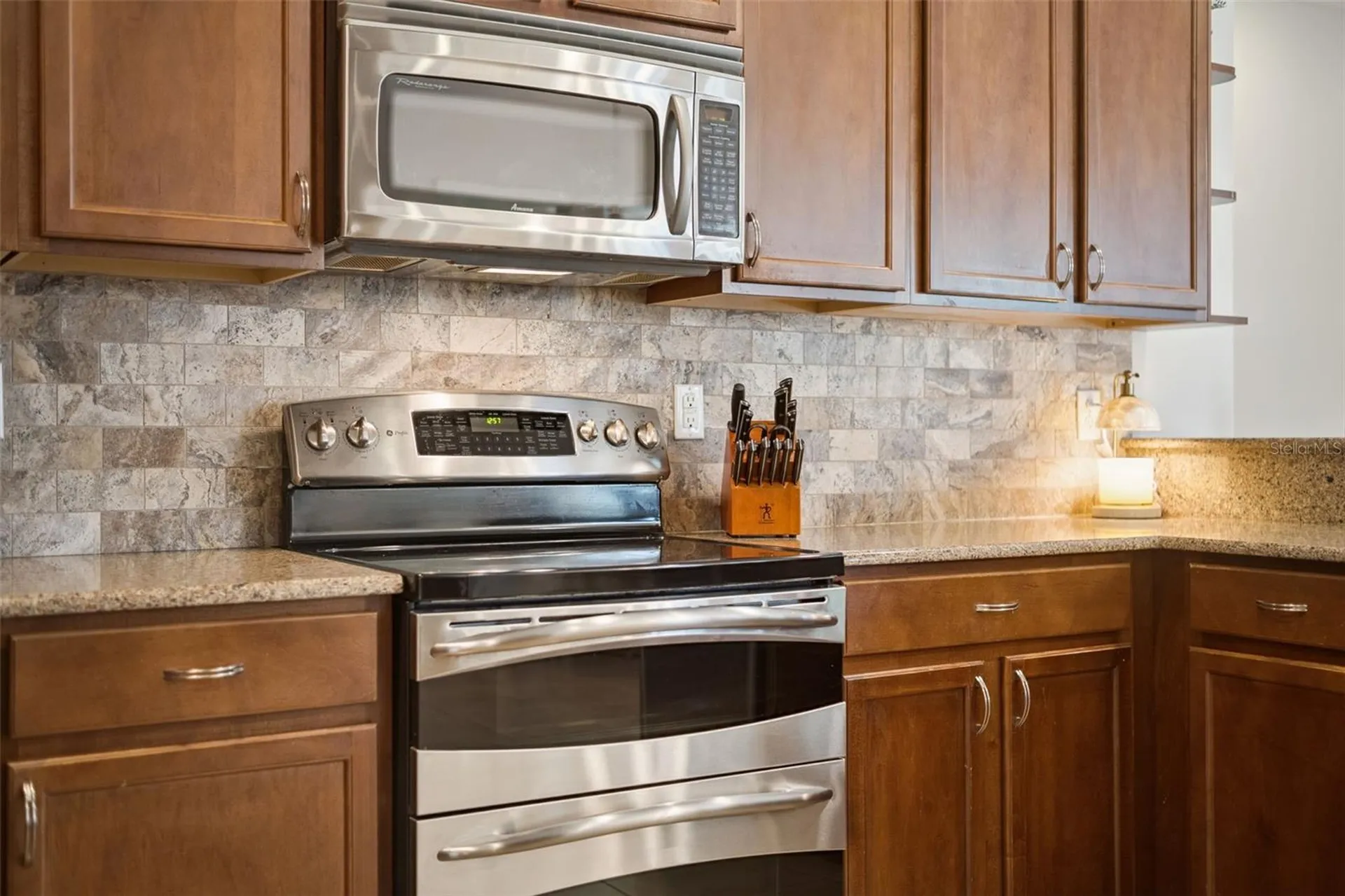 1862 Lorenzo Lane Oviedo FL 32765