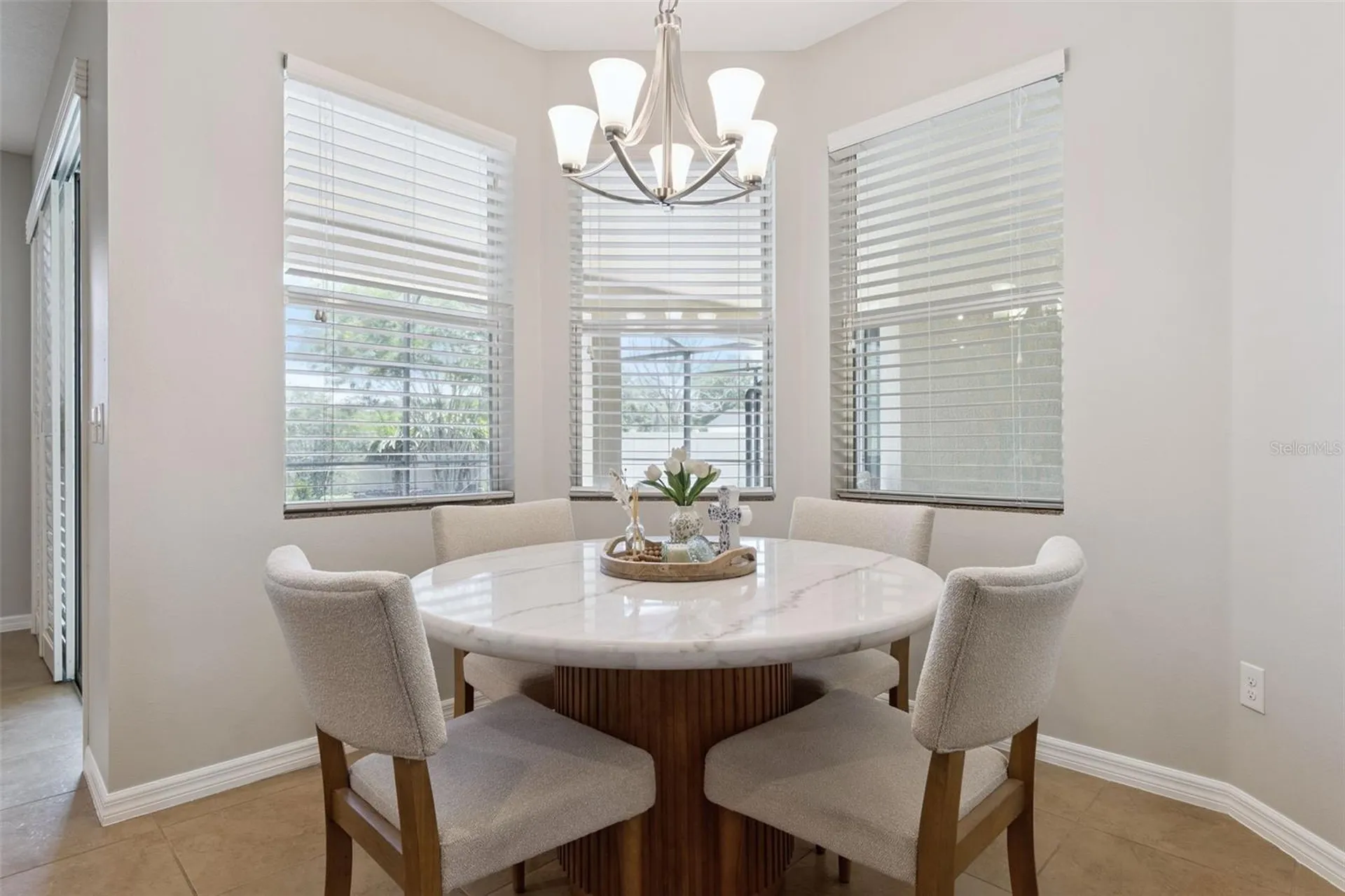 1862 Lorenzo Lane Oviedo FL 32765