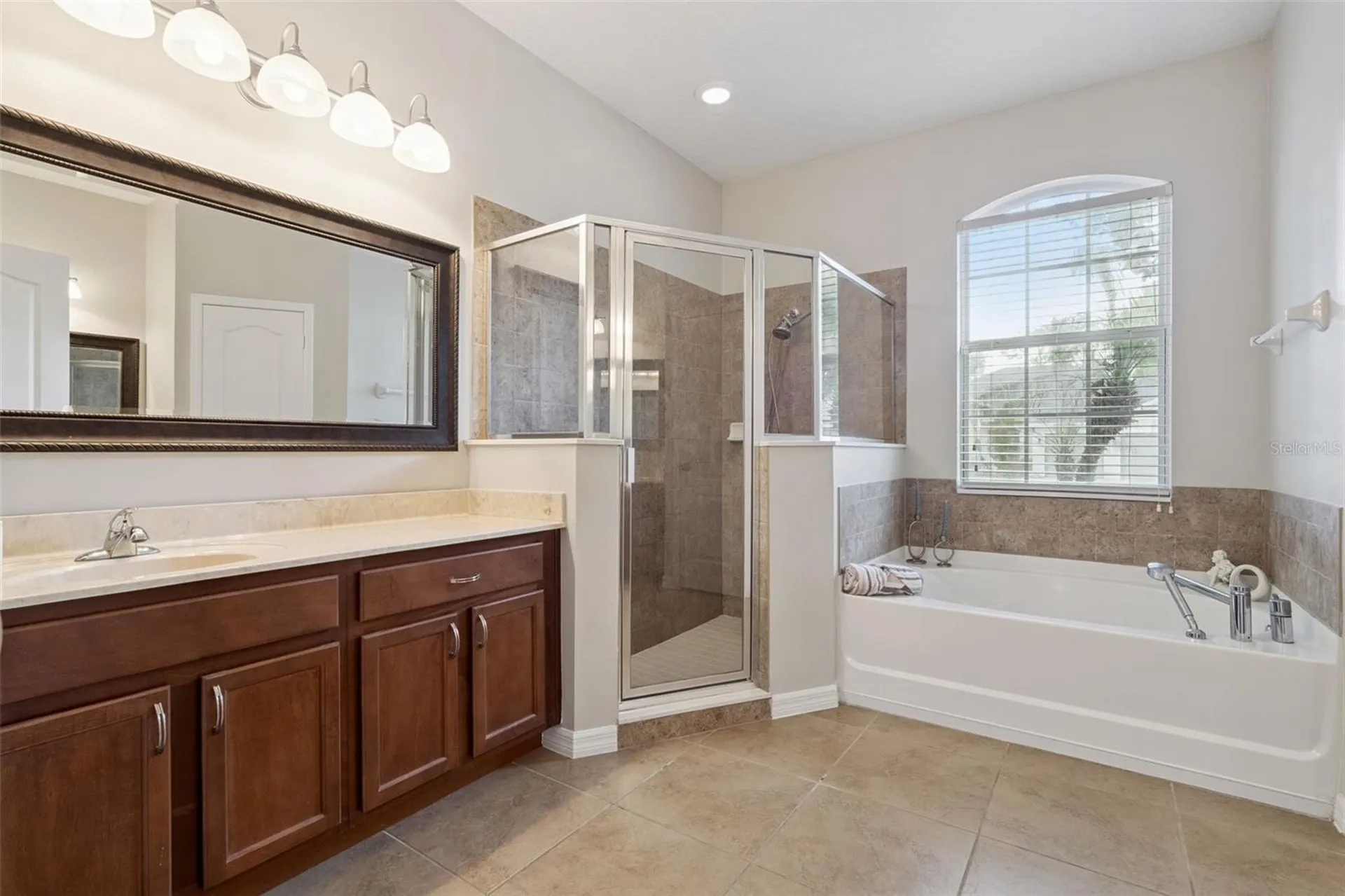 1862 Lorenzo Lane Oviedo FL 32765