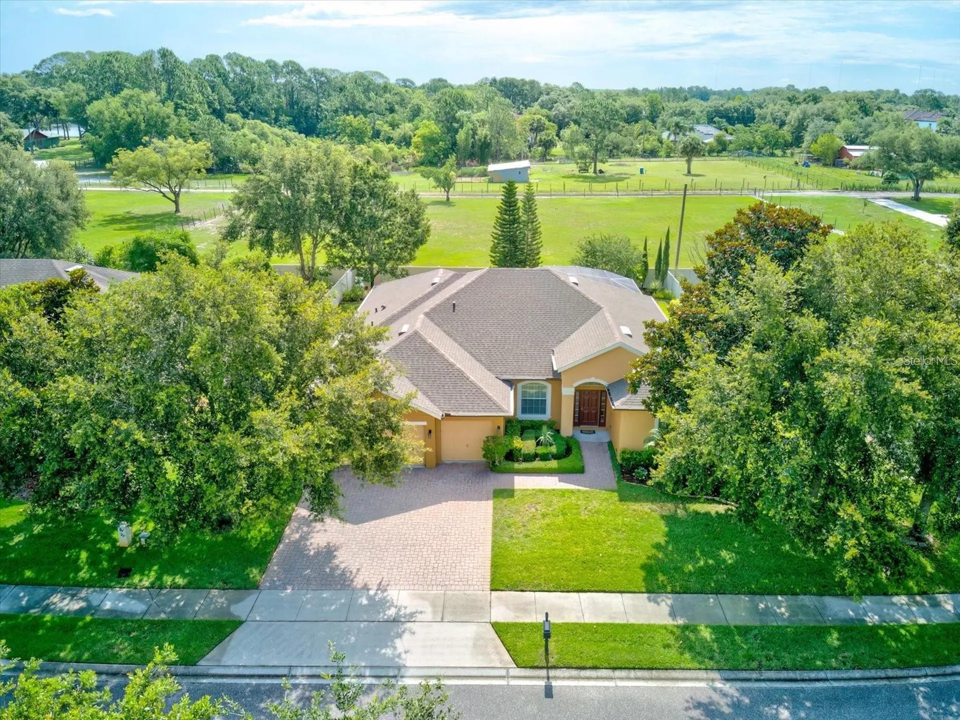 1862 Lorenzo Lane Oviedo FL 32765