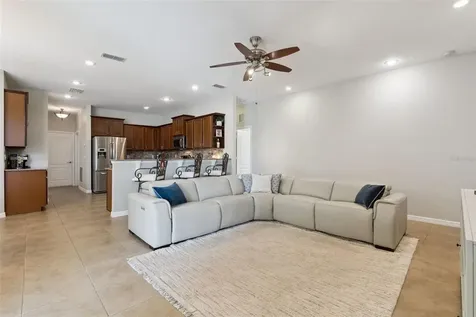 1862 Lorenzo Lane Oviedo FL 32765