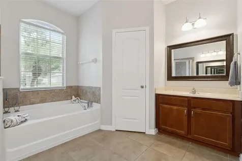 1862 Lorenzo Lane Oviedo FL 32765