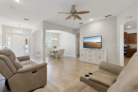 1862 Lorenzo Lane Oviedo FL 32765