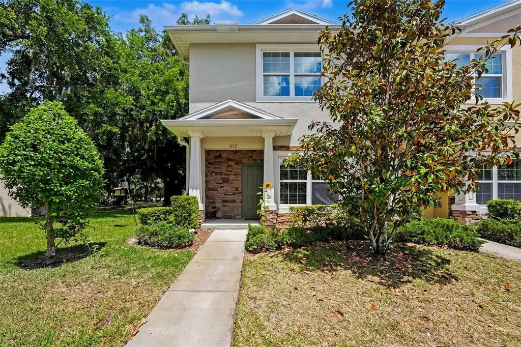 1112 Hillhurst Drive Wesley Chapel FL 33543