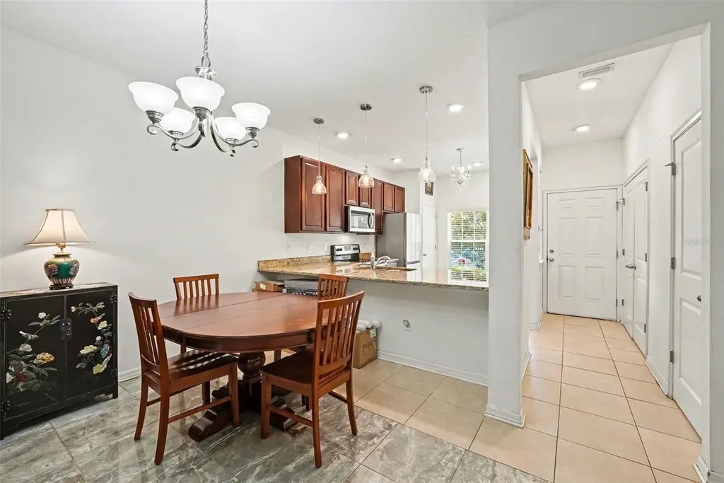 1112 Hillhurst Drive Wesley Chapel FL 33543