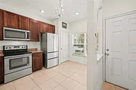 1112 Hillhurst Drive Wesley Chapel FL 33543