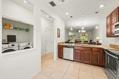 1112 Hillhurst Drive Wesley Chapel FL 33543