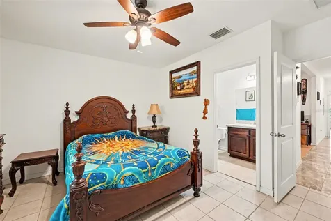 1112 Hillhurst Drive Wesley Chapel FL 33543