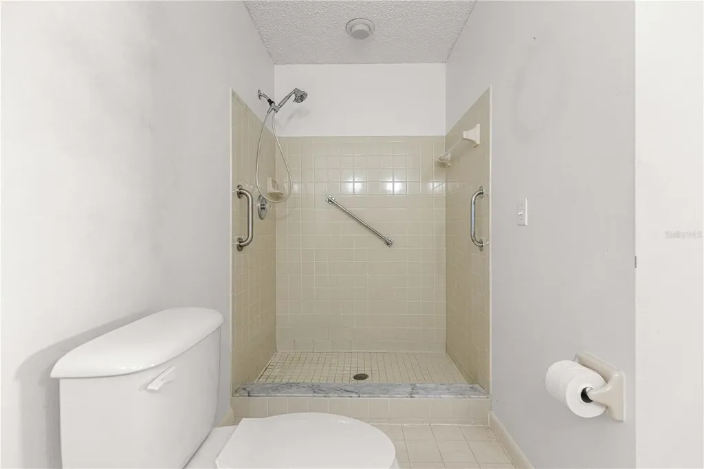 9728 SW 94th Court Ocala FL 34481