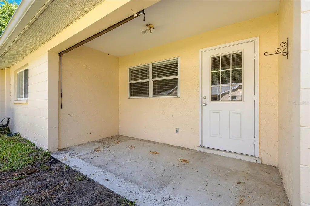 9728 SW 94th Court Ocala FL 34481