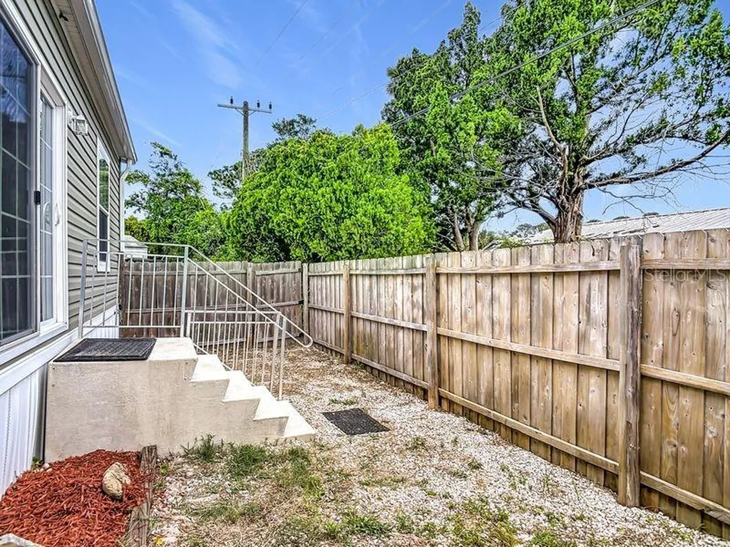 102 Ash Street Edgewater FL 32141