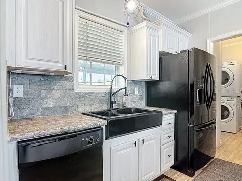 102 Ash Street Edgewater FL 32141