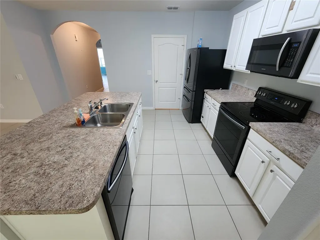 184 Fishermans Cove Drive Edgewater FL 32141