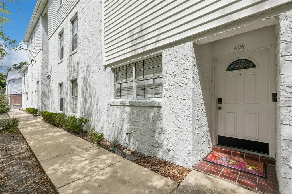 496 W Par Street Orlando FL 32804